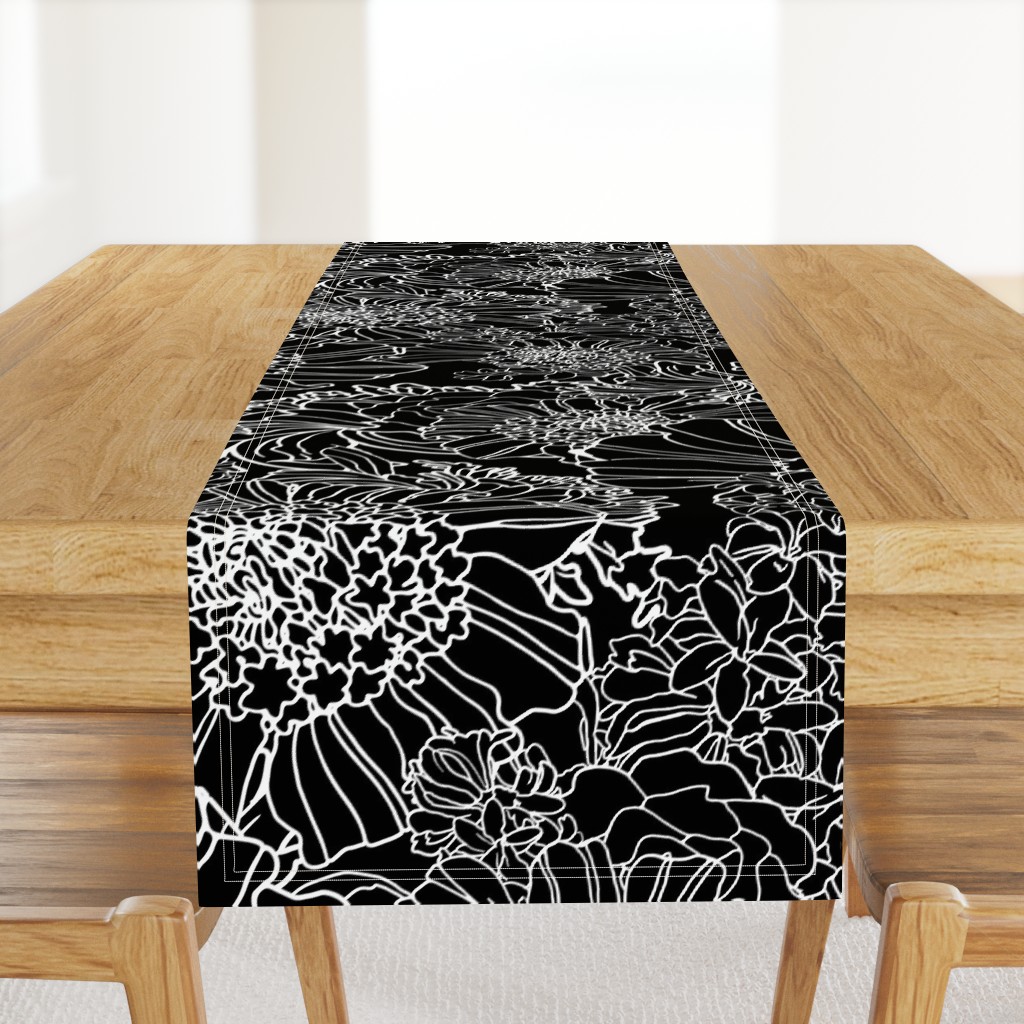 Floral Midnight Jumbo Scale (Black and White)