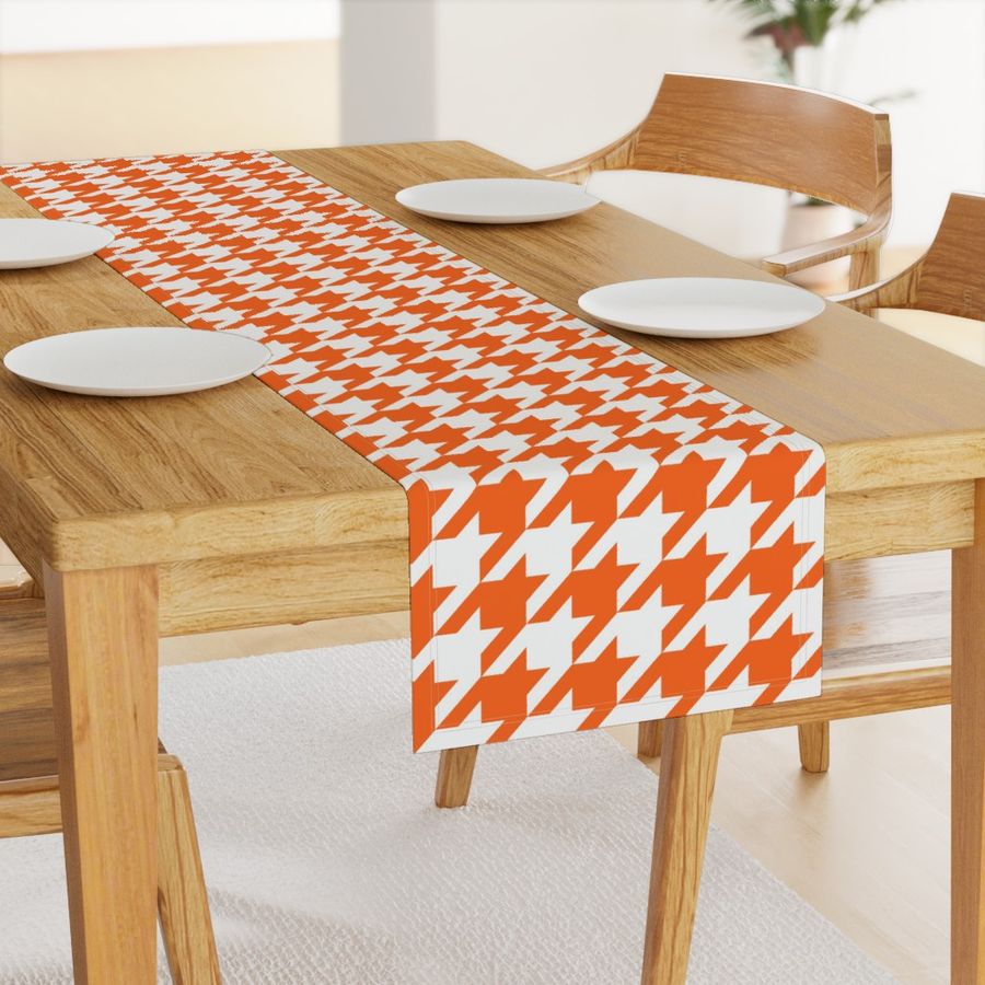 HOME_GOOD_TABLE_RUNNER