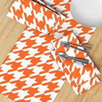 Houndstooth Check // Orange  & White ((Medium))