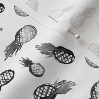 Mini black pineapple || watercolor scandi tropical pattern