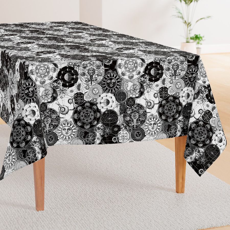 HOME_GOOD_RECTANGULAR_TABLE_CLOTH