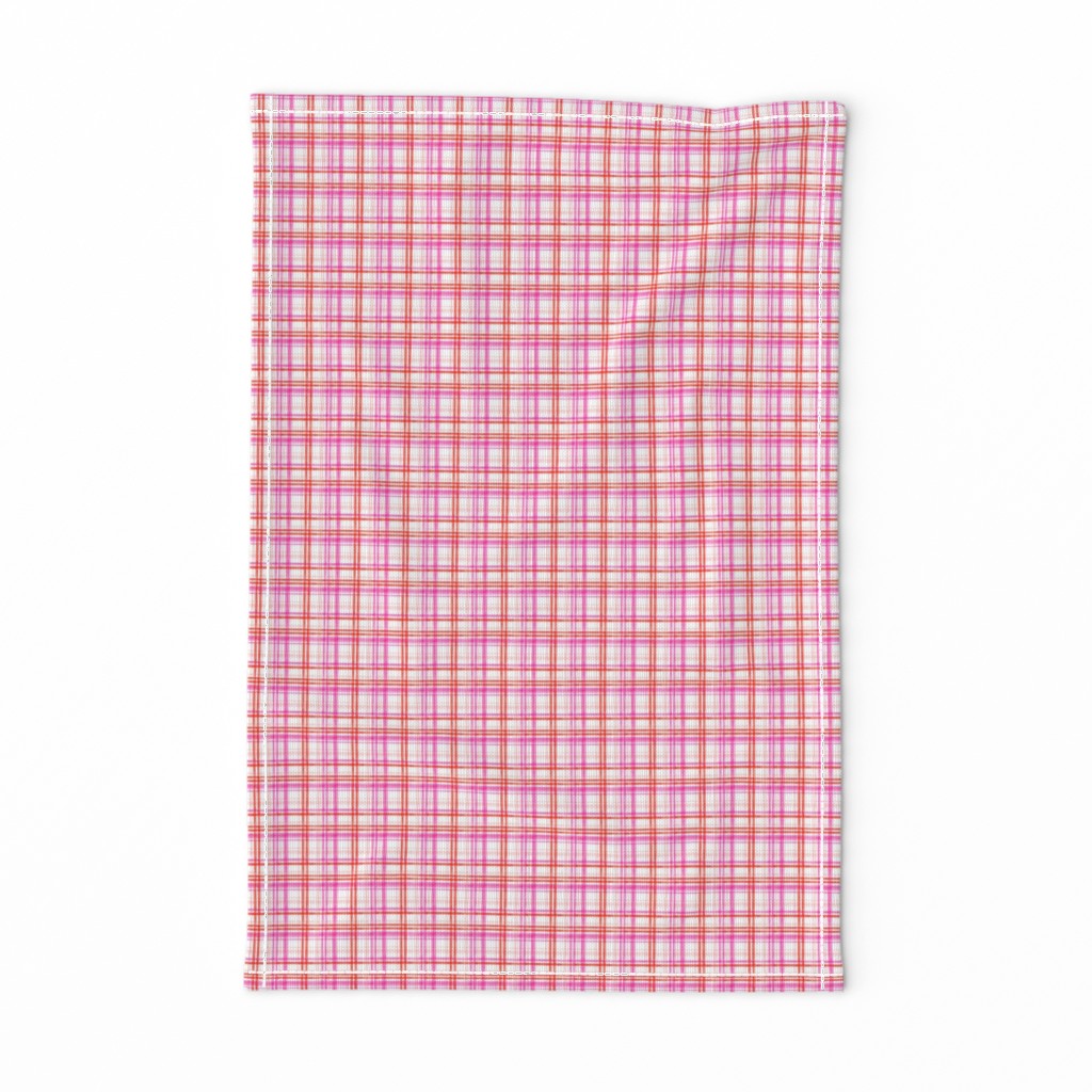 (micro scale) valentines watercolor plaid C18BS