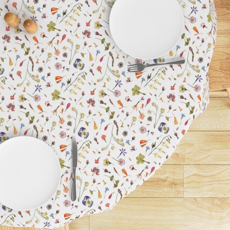 HOME_GOOD_ROUND_TABLE_CLOTH