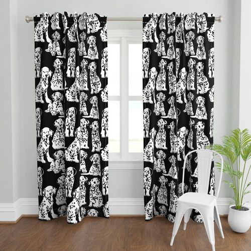 HOME_GOOD_CURTAIN_PANEL