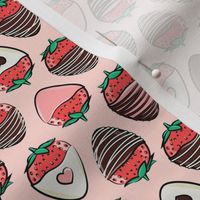 (small scale) chocolate covered strawberries - pink C18BS