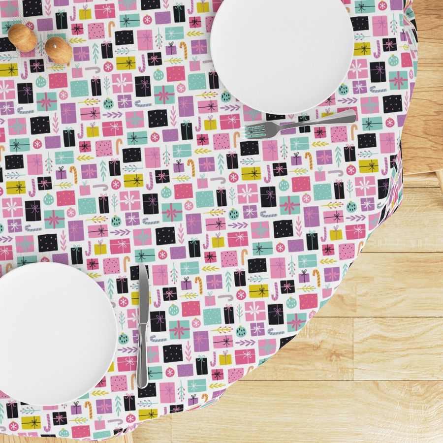 HOME_GOOD_ROUND_TABLE_CLOTH