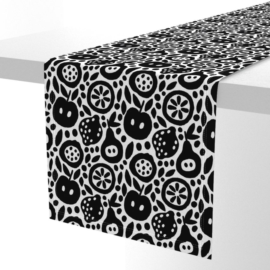 HOME_GOOD_TABLE_RUNNER