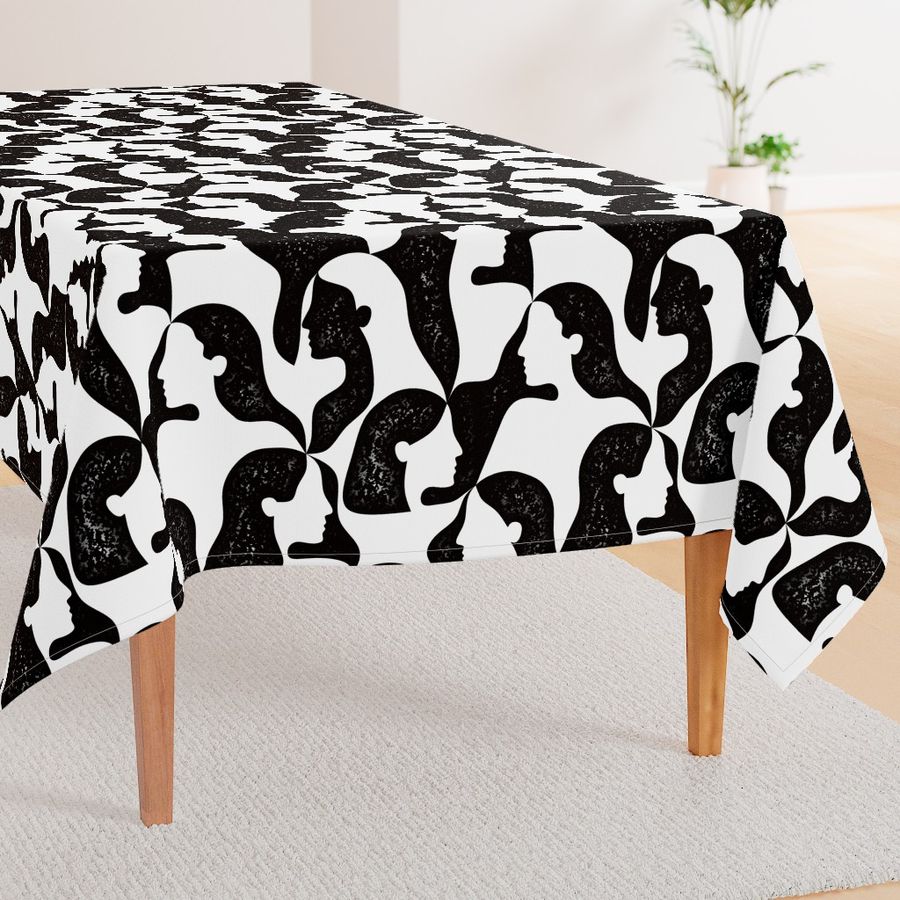 HOME_GOOD_RECTANGULAR_TABLE_CLOTH