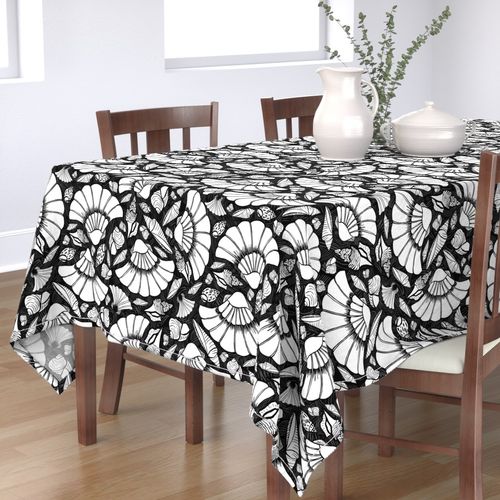 HOME_GOOD_RECTANGULAR_TABLE_CLOTH