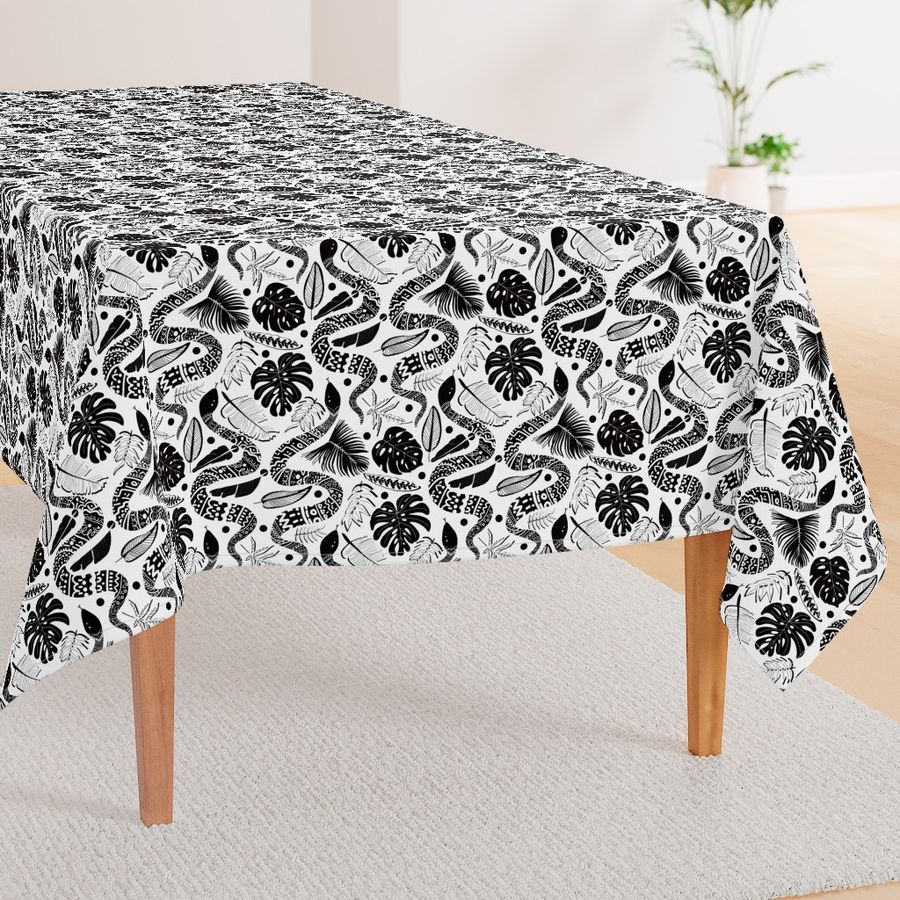 HOME_GOOD_RECTANGULAR_TABLE_CLOTH