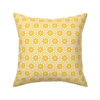 Geometric Pattern: Hexagon Flower: Yellow/White