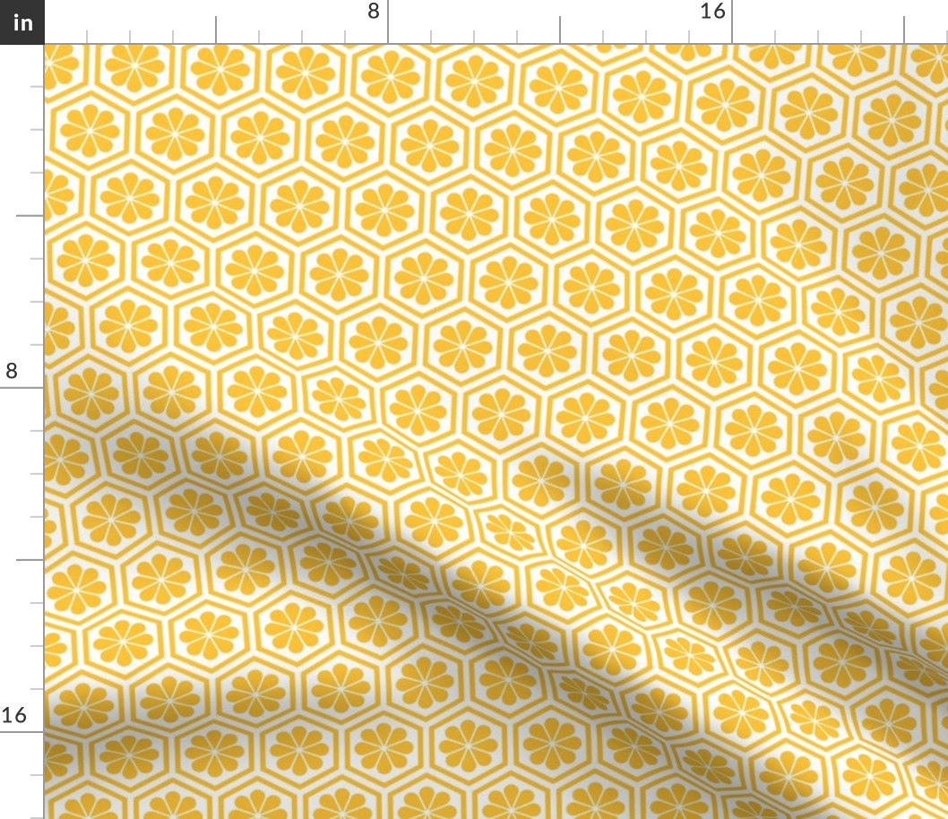 Geometric Pattern: Hexagon Flower: Yellow/White