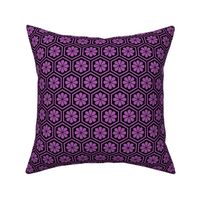 Geometric Pattern: Hexagon Flower: Purple/Black