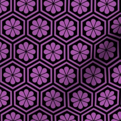 Geometric Pattern: Hexagon Flower: Purple/Black