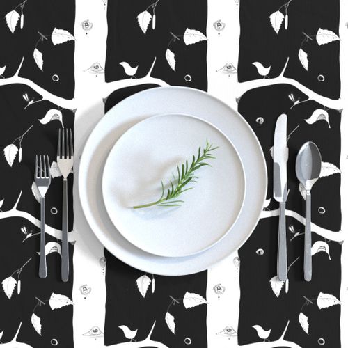 HOME_GOOD_RECTANGULAR_TABLE_CLOTH