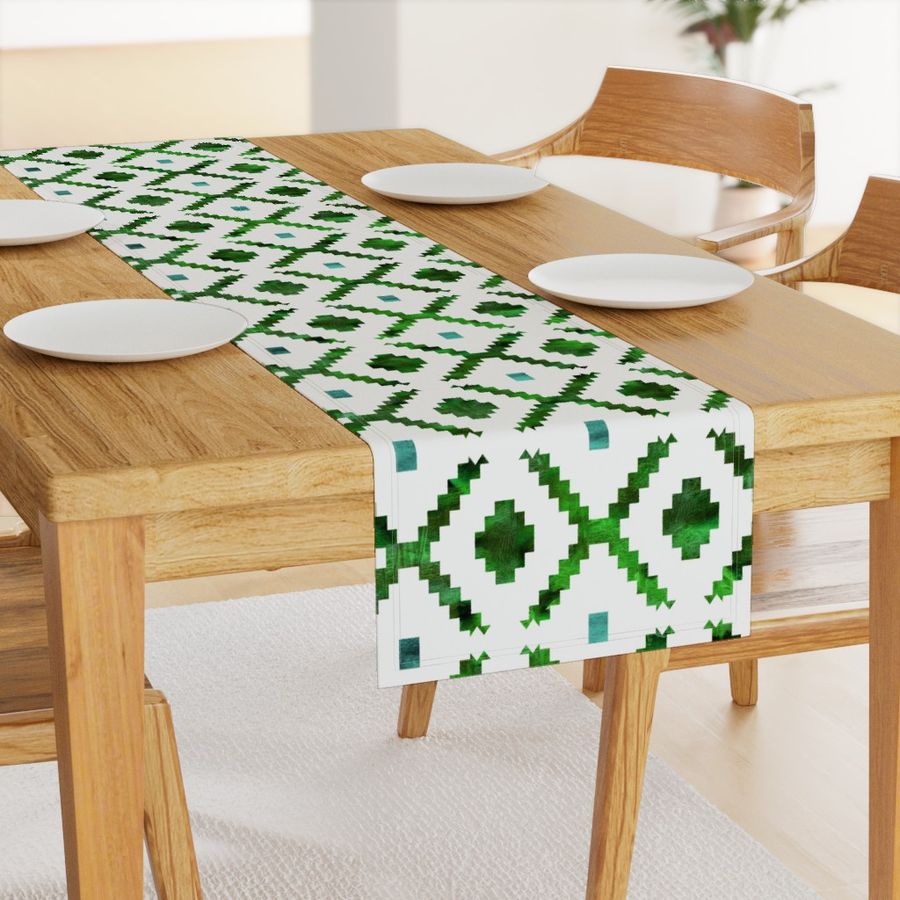 HOME_GOOD_TABLE_RUNNER