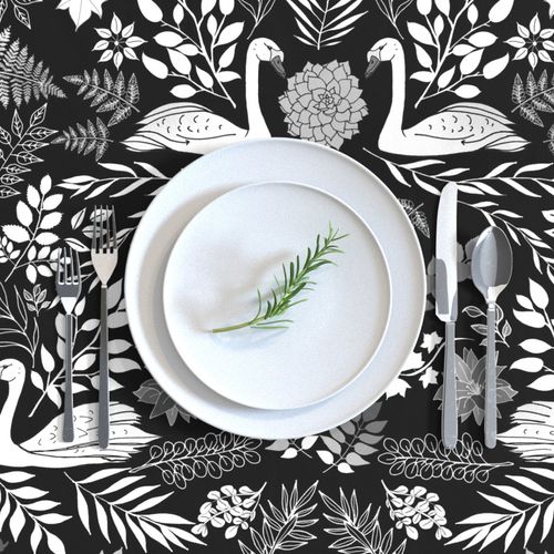 HOME_GOOD_RECTANGULAR_TABLE_CLOTH