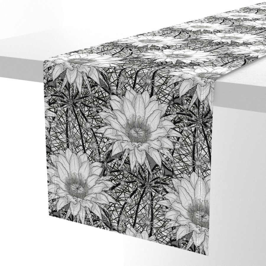 HOME_GOOD_TABLE_RUNNER