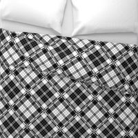 Large Scale Black and White Plaid Counterchanged Diamond Checkerboard