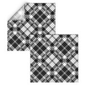 Large Scale Black and White Plaid Counterchanged Diamond Checkerboard