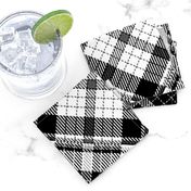 Large Scale Black and White Plaid Counterchanged Diamond Checkerboard