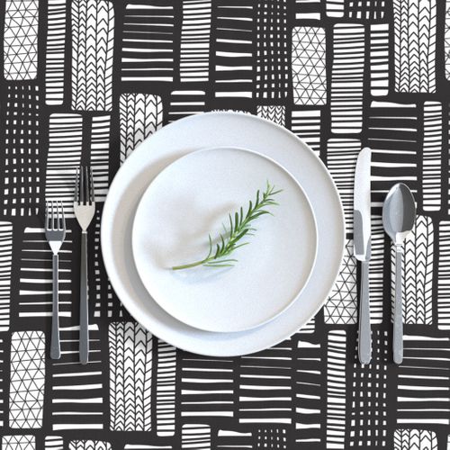 HOME_GOOD_RECTANGULAR_TABLE_CLOTH