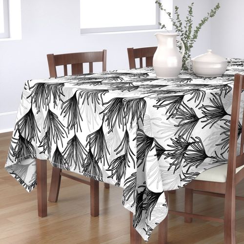 HOME_GOOD_RECTANGULAR_TABLE_CLOTH