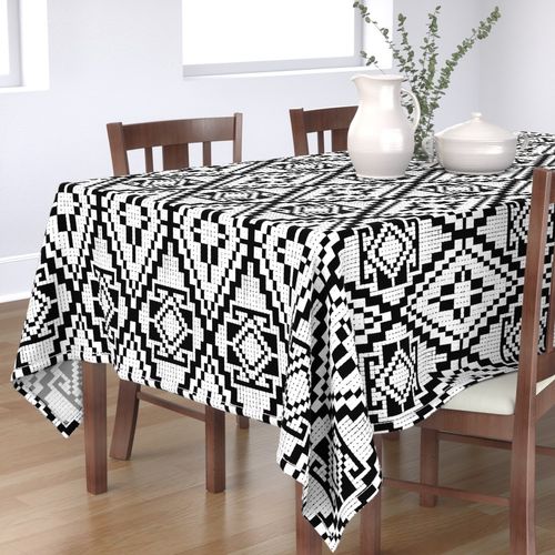 HOME_GOOD_RECTANGULAR_TABLE_CLOTH