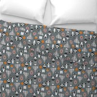 Small scale // Friendly Geometric Animals // green grey linen texture background black and white orange brown and grey deers bears foxes wolves elephants raccoons lions owls and pandas