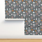 Small scale // Friendly Geometric Animals // green grey linen texture background black and white orange brown and grey deers bears foxes wolves elephants raccoons lions owls and pandas