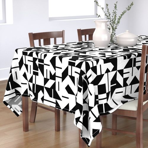 HOME_GOOD_RECTANGULAR_TABLE_CLOTH