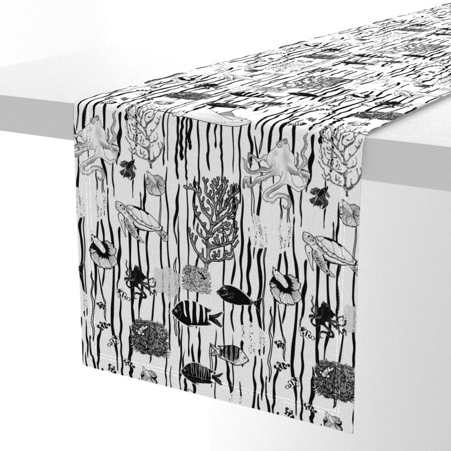 HOME_GOOD_TABLE_RUNNER