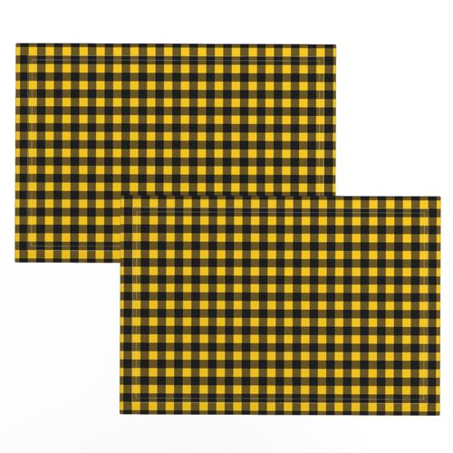 (1/2" scale) mustard yellow buffalo plaid C18BS