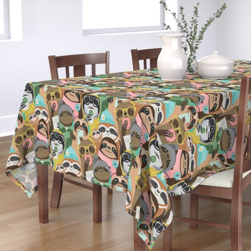 HOME_GOOD_RECTANGULAR_TABLE_CLOTH