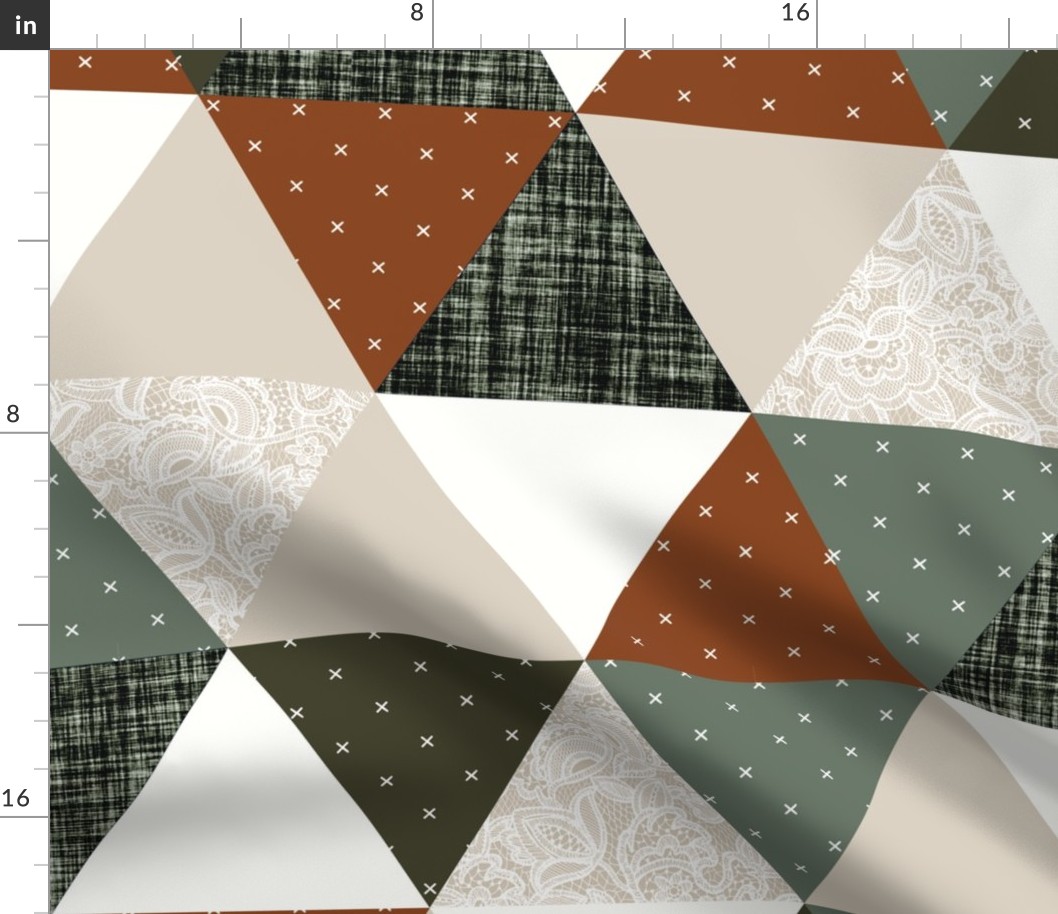 emma's triangle wholecloth // lace