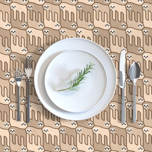 HOME_GOOD_RECTANGULAR_TABLE_CLOTH