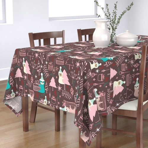 HOME_GOOD_RECTANGULAR_TABLE_CLOTH