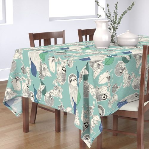 HOME_GOOD_RECTANGULAR_TABLE_CLOTH