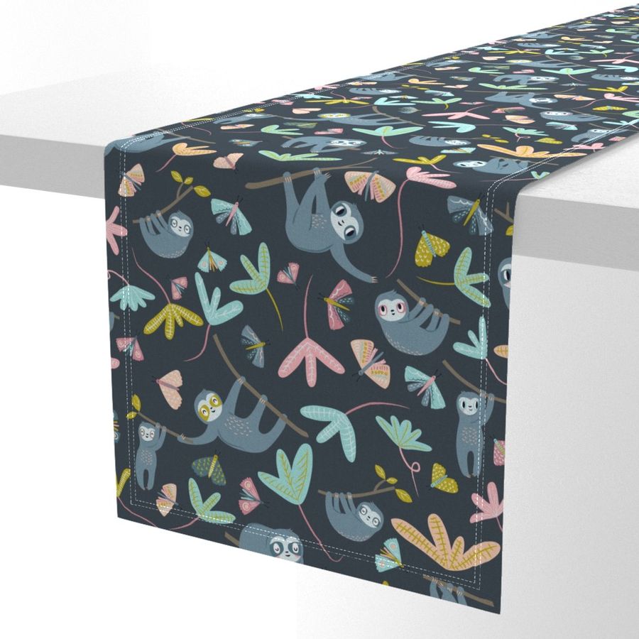 HOME_GOOD_TABLE_RUNNER