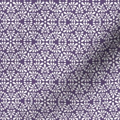 Small Talavera Fan Motif - White on Purple