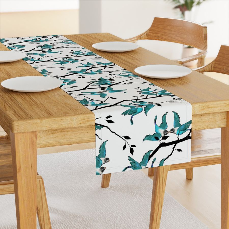 HOME_GOOD_TABLE_RUNNER