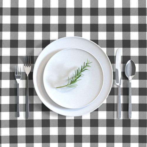 HOME_GOOD_RECTANGULAR_TABLE_CLOTH