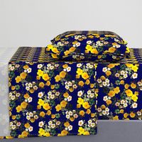 Yellow rose, Redoute rose / navy, yellow and white floral