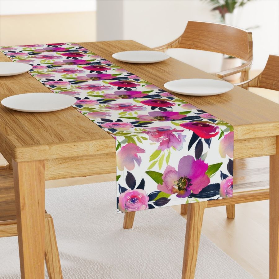 HOME_GOOD_TABLE_RUNNER