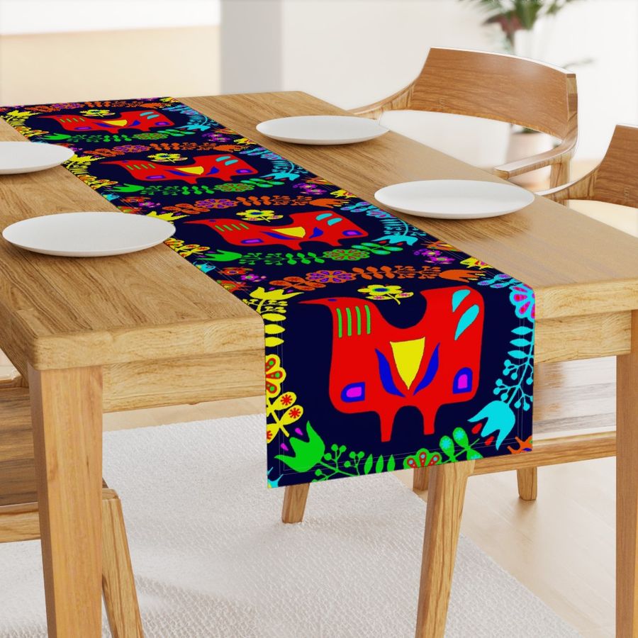 HOME_GOOD_TABLE_RUNNER