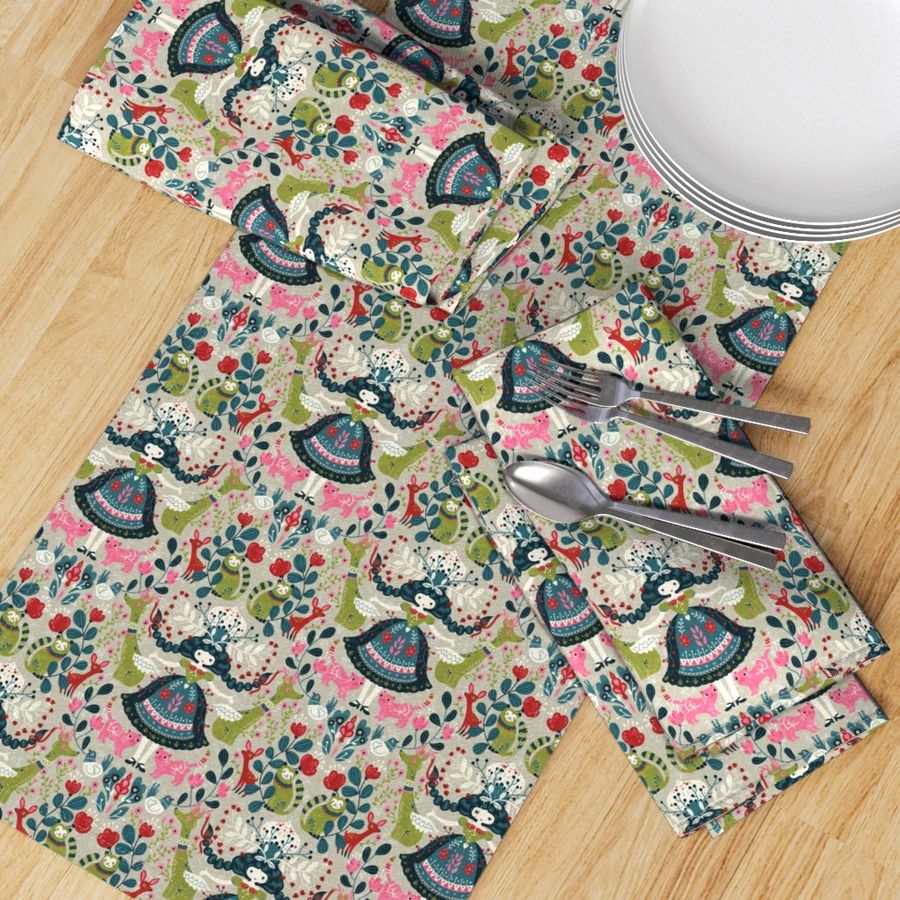 HOME_GOOD_TABLE_RUNNER