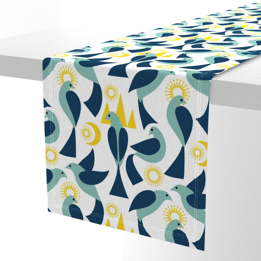 HOME_GOOD_TABLE_RUNNER