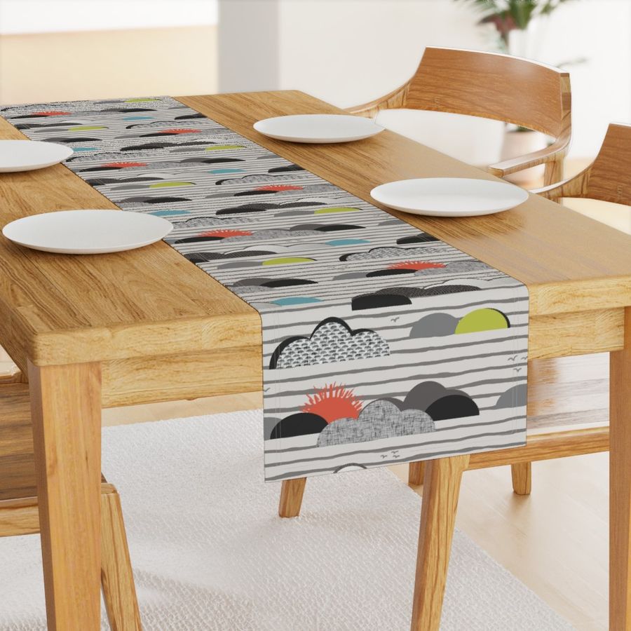 HOME_GOOD_TABLE_RUNNER