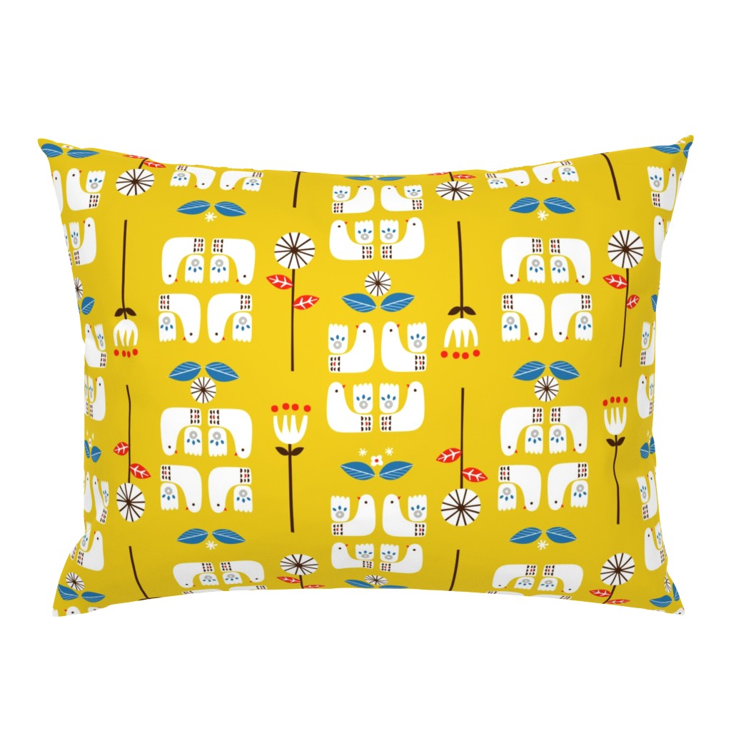 Scandi birds yellow 12"