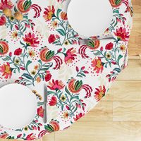 Scandinavian Festive Floral